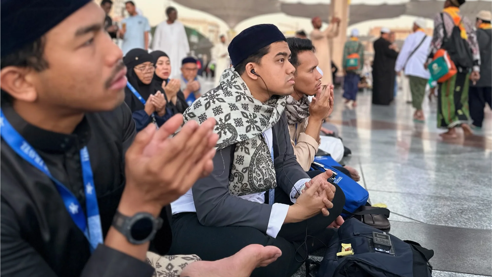 Jemaah 8